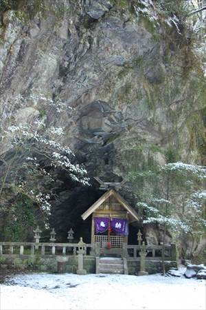 岩戸神社 拝殿