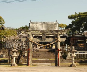 霊丘神社