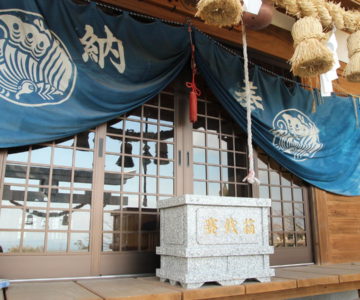 水原神社　拝殿