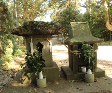 諏訪神社　石碑