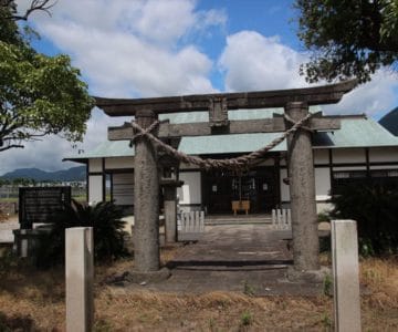 八幡神社　鳥居