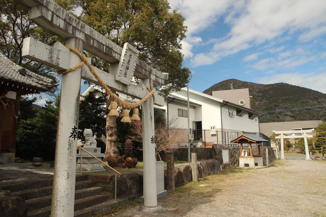 水原神社
