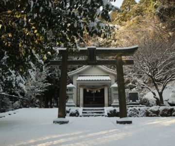焼山神社　雪化粧
