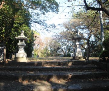 金毘羅神社　石灯籠